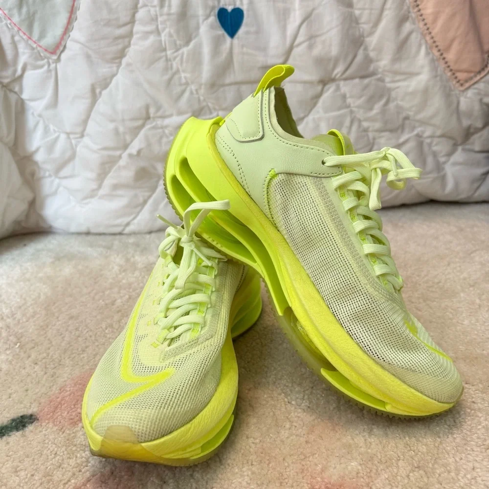 2020 NIKE Zoom Double Stack - Barely Volt (Women’s)